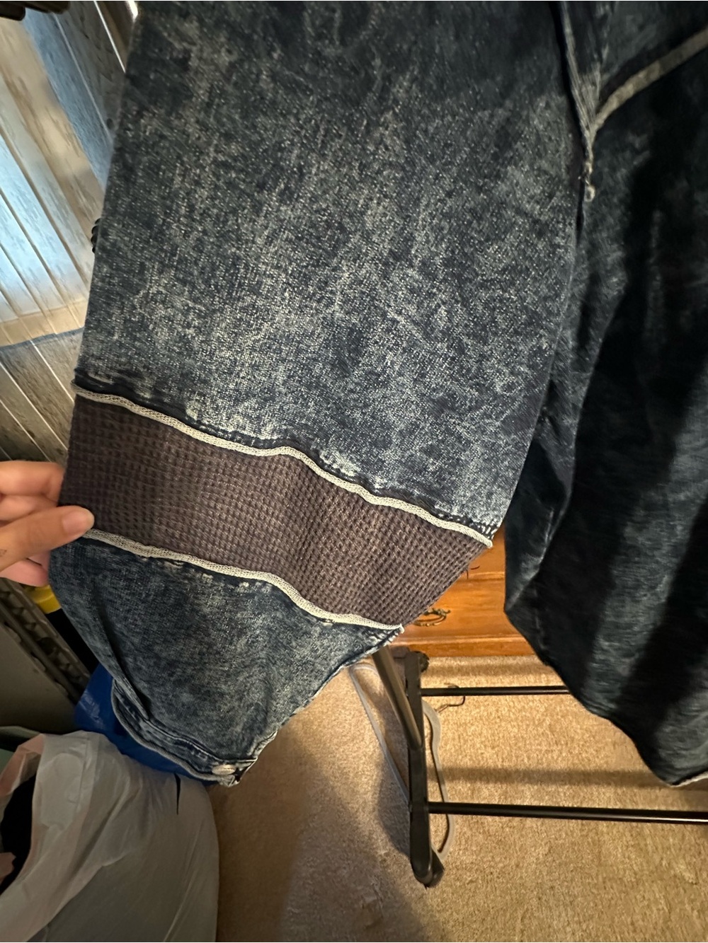 Acid-Wash Denim Button-Up Shirt Jacket in Dark Blue with Brown Paneling - Picture 4 of 4